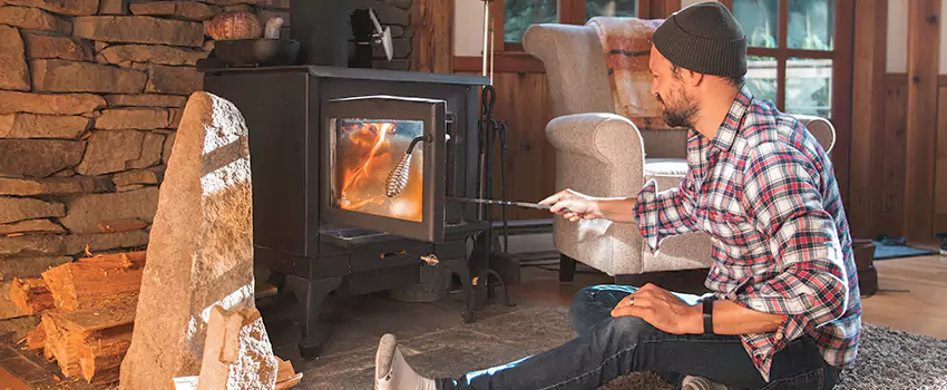 Fireplace Chimney Maintenance in Holiday, Florida